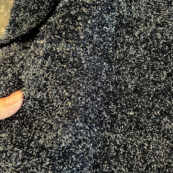 Shiny top - Picture 4 of 5